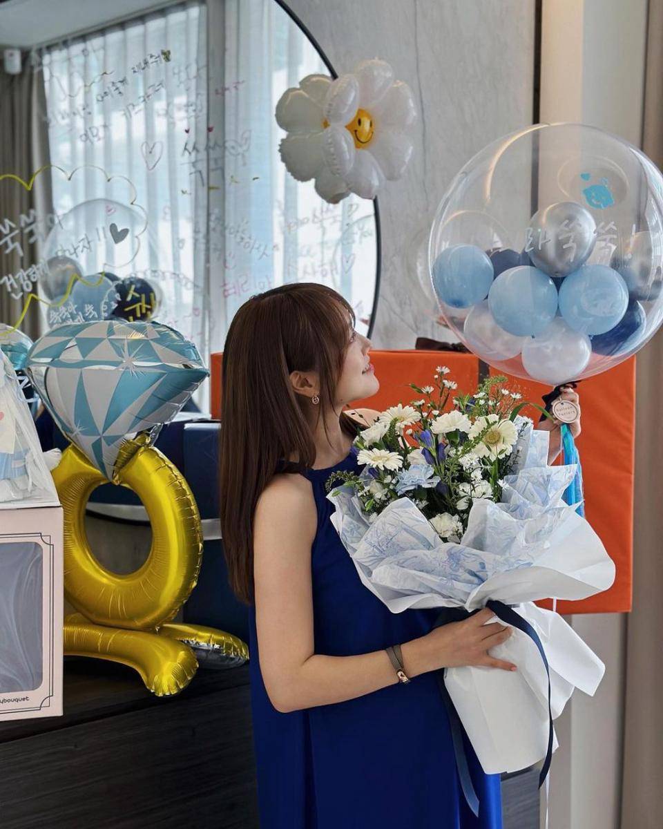 momen kehamilan Cha Joo Hwa eks Hello Venus (instagram/hv_juhwa)