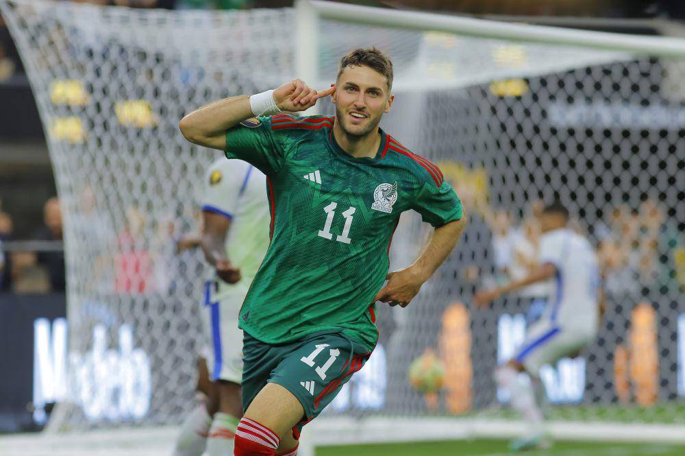 Santiago Gimenez mencetak gol kemenangan Meksiko di final CONCACAF Gold Cup 2023. (concacaf.com)