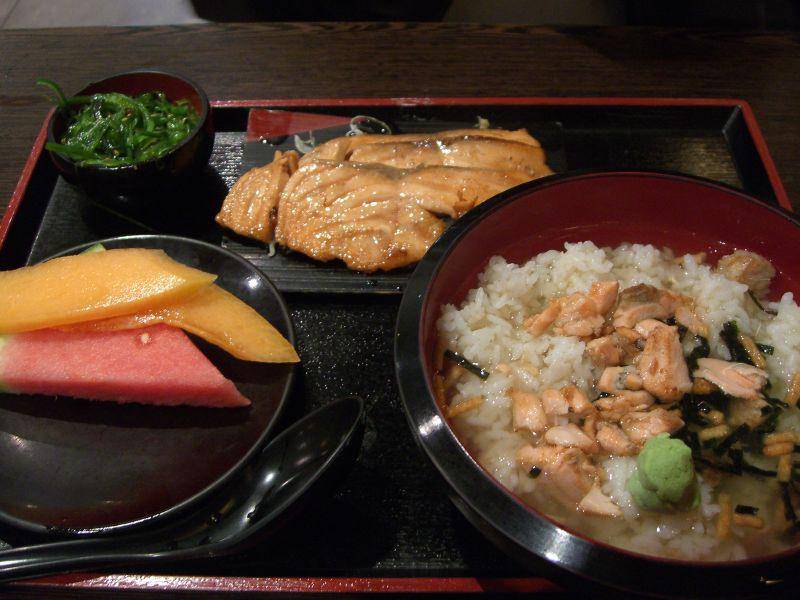 ilustrasi ochazuke (commons.wikimedia.org/avlxyz )