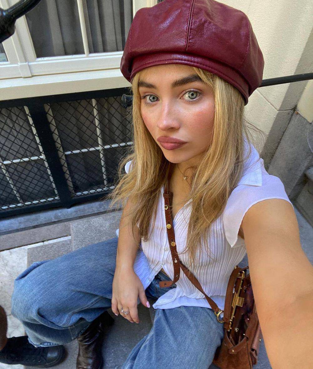 Sabrina Carpenter (instagram.com/sabrinacarpenter)