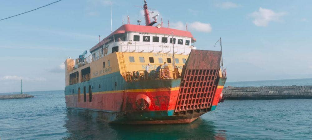 Kapal Roro Nusa Jaya Abadi. (Dok.IDNTimes/Wayan Antara)