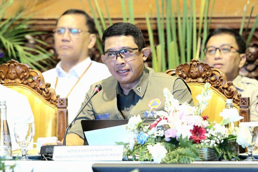 Kepala BNPB, Letjen Suharyanto (Kementerian Lingkungan Hidup dan Kehutanan)