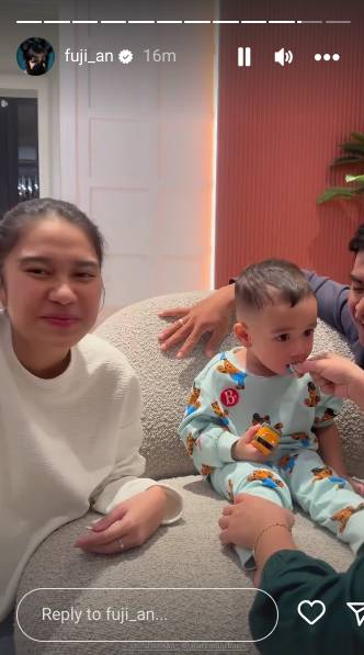 momen Azizah Salsha dan Pratama Arhan bertemu Rayyanza (instagram.com/fuji_an)