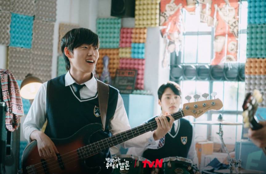 potret Yoon Jae Chan di drakor Twinkling Watermelon (dok.tvN/Twinkling Watermelon)