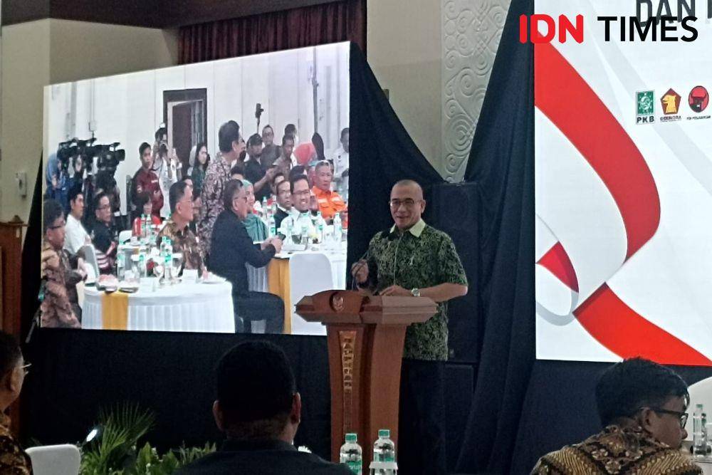 Ketua KPU Hasyim Asy'ari hadiri agenda sosialisasi RPJPN2025-2045 dan penyusunan RPJMN Teknokratik 2025-2029 di kantor Kementerian PPN/Bappenas, Jakarta Senin (9/10/2023). (IDN Times/Lia Hutasoit)
