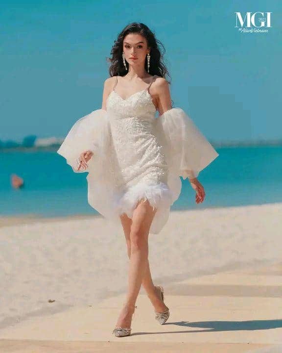 Potret Finalis Miss Grand International 2023 di Vietnam Beauty Fashion Fest (Facebook.com/Miss Grand International)