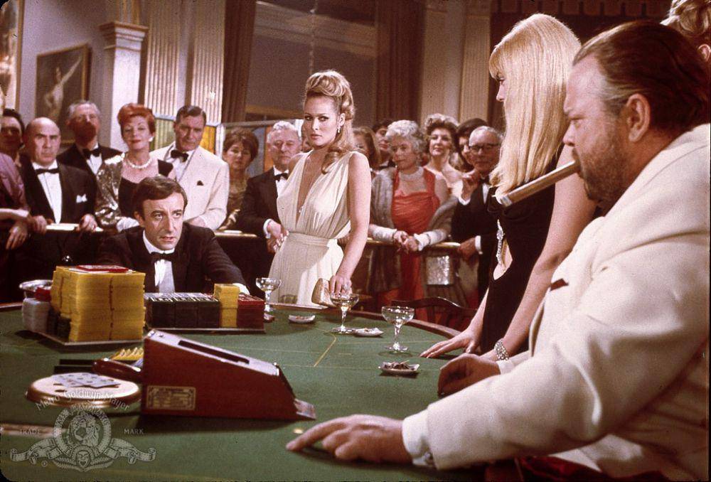 cuplikan film Casino Royale yang diproduksi MGM (dok. MGM/Casino Royale)