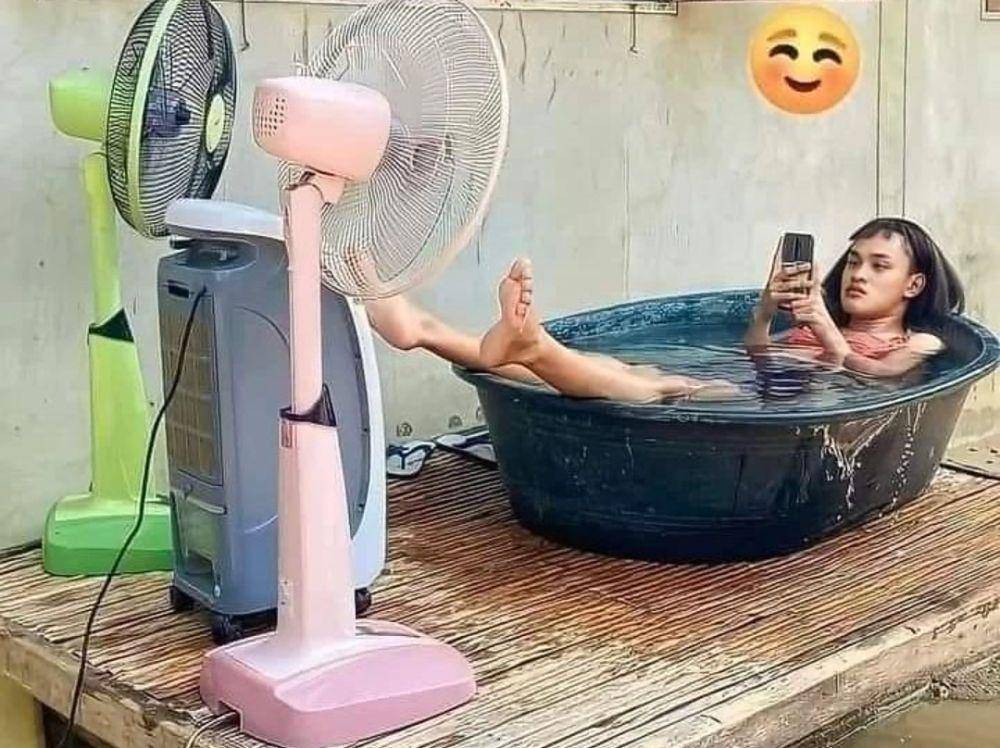 momen cuaca panas (instagram.com/memecomic.id)