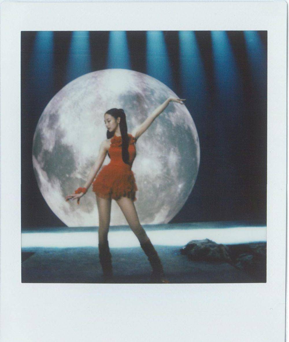 Single You and Me Jennie BLACKPINK (instagram.com/jennierubyjane)