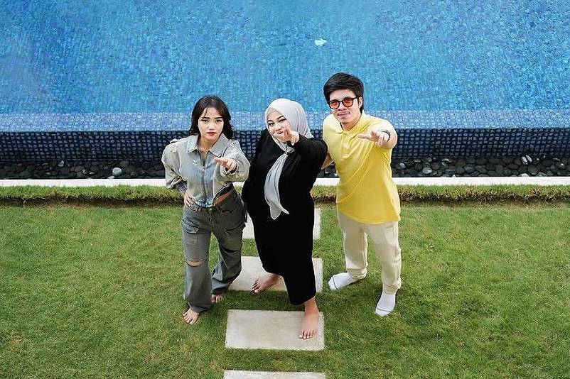 Fuji dan Aurel Atta (instagram.com/fuji_an)