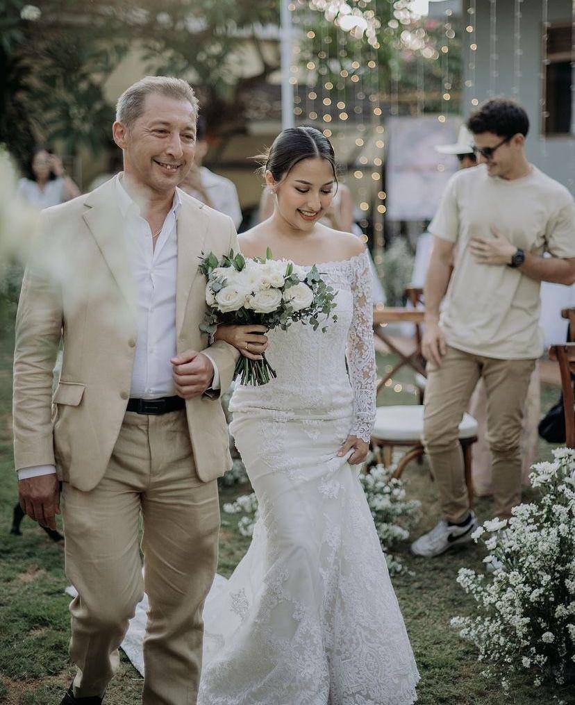 potret pernikahan Jennifer Coppen dan Dali Wassink (Instagram.com/jennifercoppenreal20)