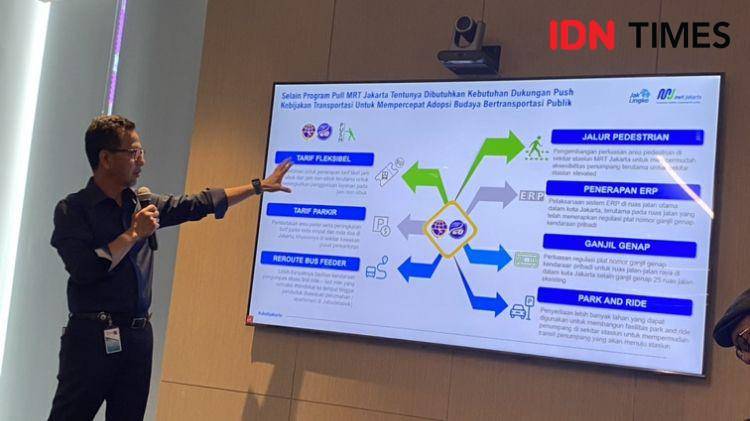 Direktur Operasi dan Pemeliharaan PT MRT Jakarta (perserdo) Muhammad Effendi. (IDN Times/Amir Faisol)