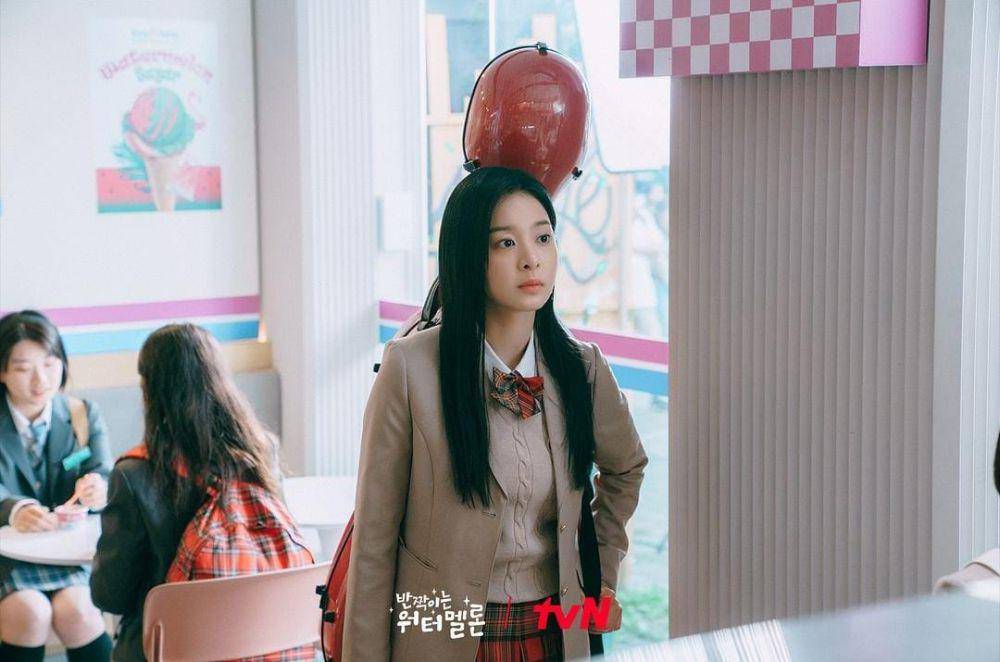 Seol In Ah di drama Twinkling Watermelon (instagram.com/tvn_drama)