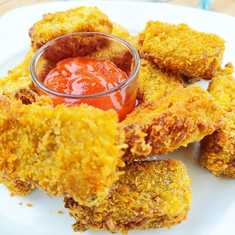 ilustrasi nugget mie (instagram.com/risaliaicha)