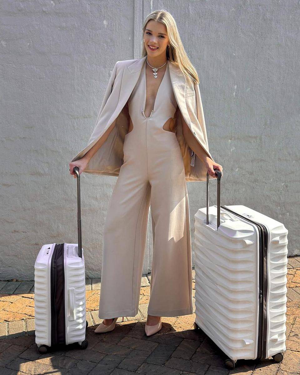 Potret Miss Universe Zimbabwe 2023 Brooke Bruk-Jackson (Instagram.com/brooke_brukjackson)