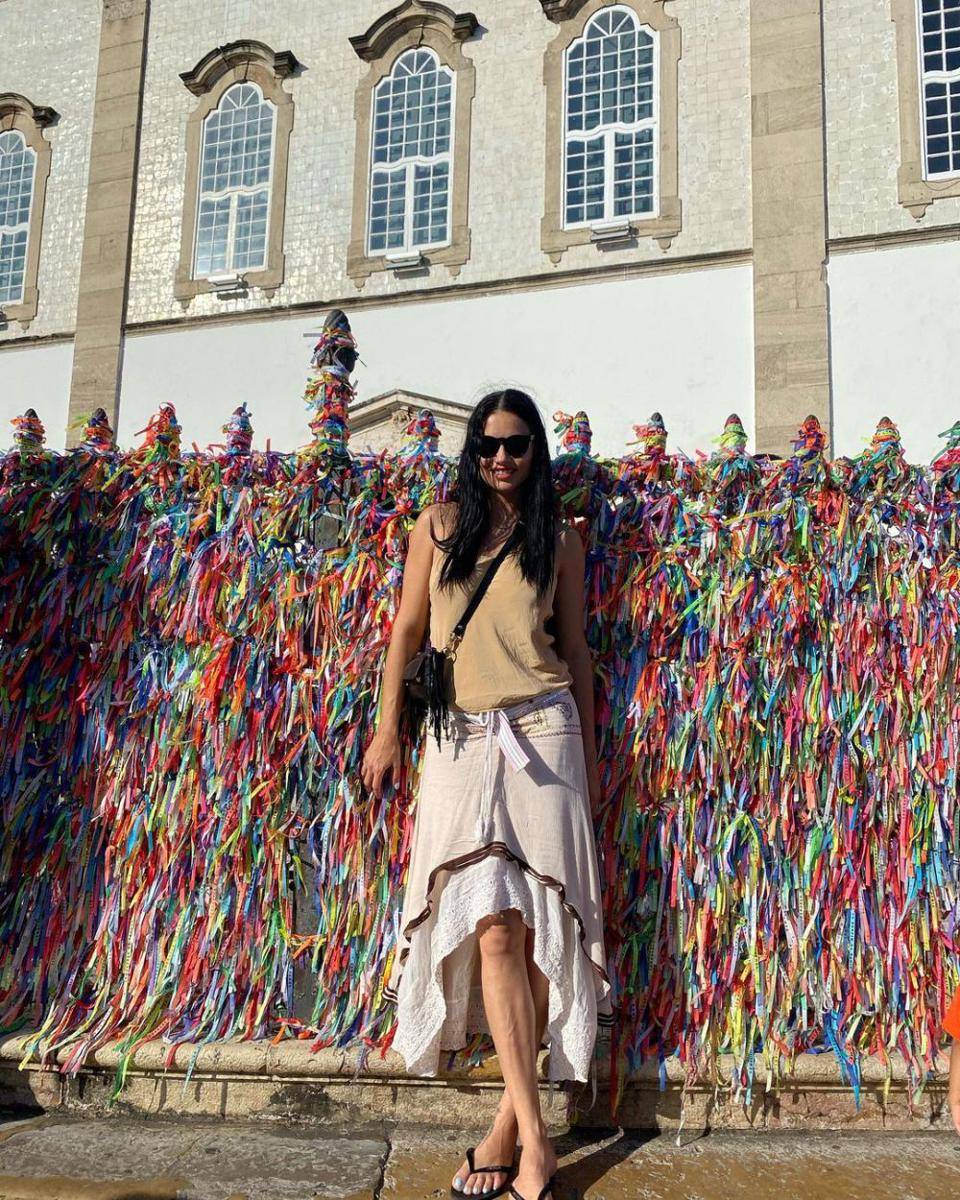 ide gaya Adriana Lima  (instagram.com/adrianalima)