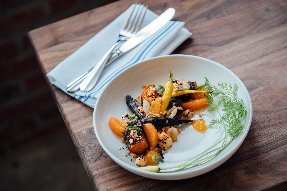 5 Tips Plating Makanan agar Menarik Seperti di Restoran