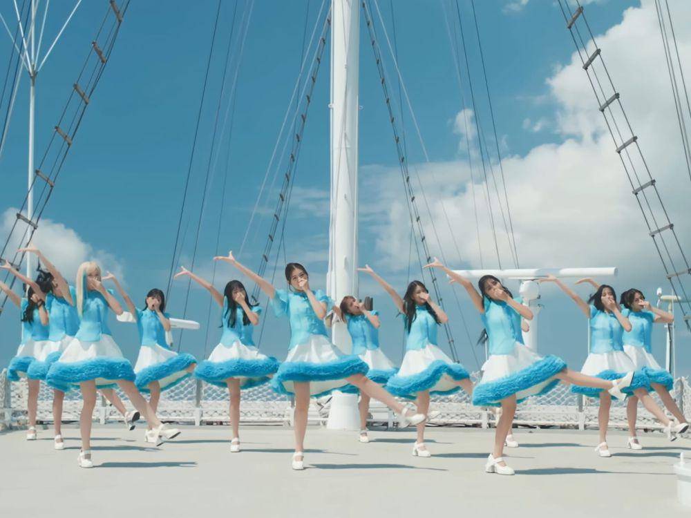 Senbatsu Sayonara Crawl JKT48 (youtube.com/jkt48)
