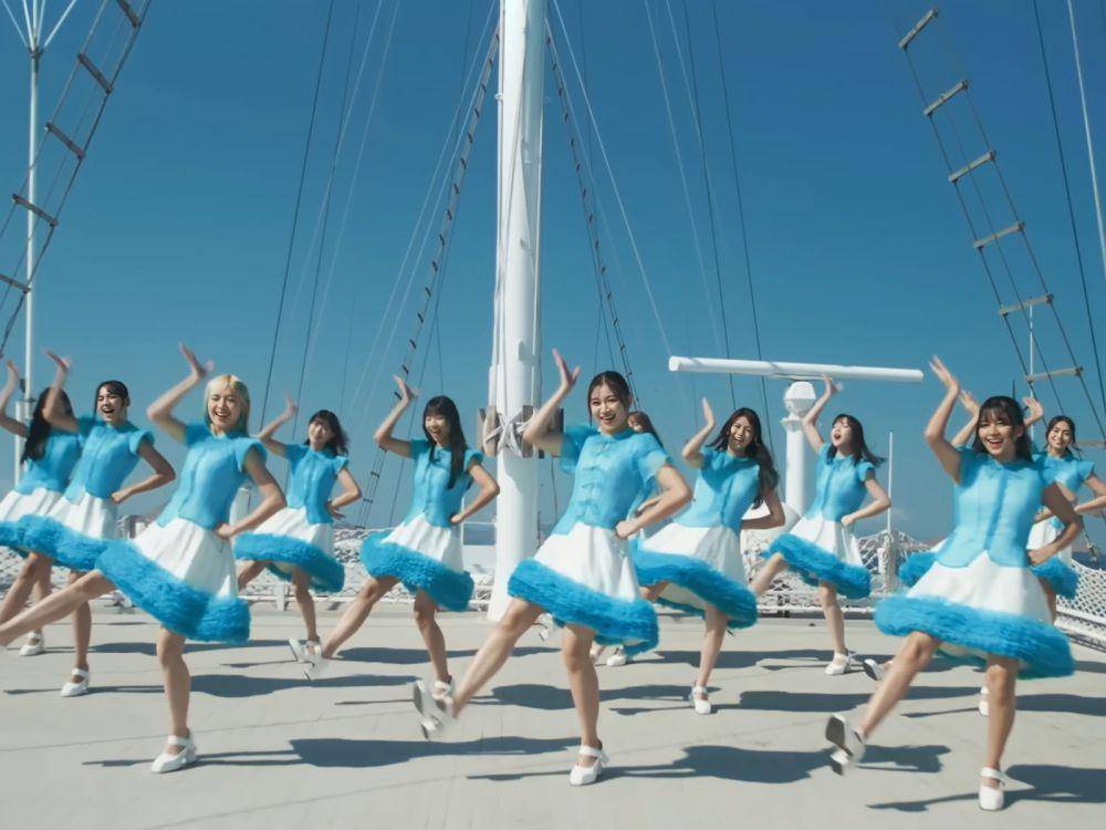 Senbatsu Sayonara Crawl JKT48 (youtube.com/jkt48)