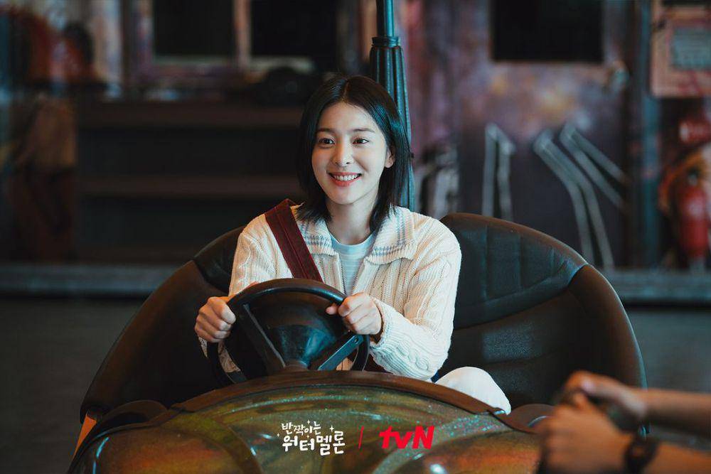 potret Seol In Ah di drama Twinkling Watermelon (instagram.com/tvn_drama)