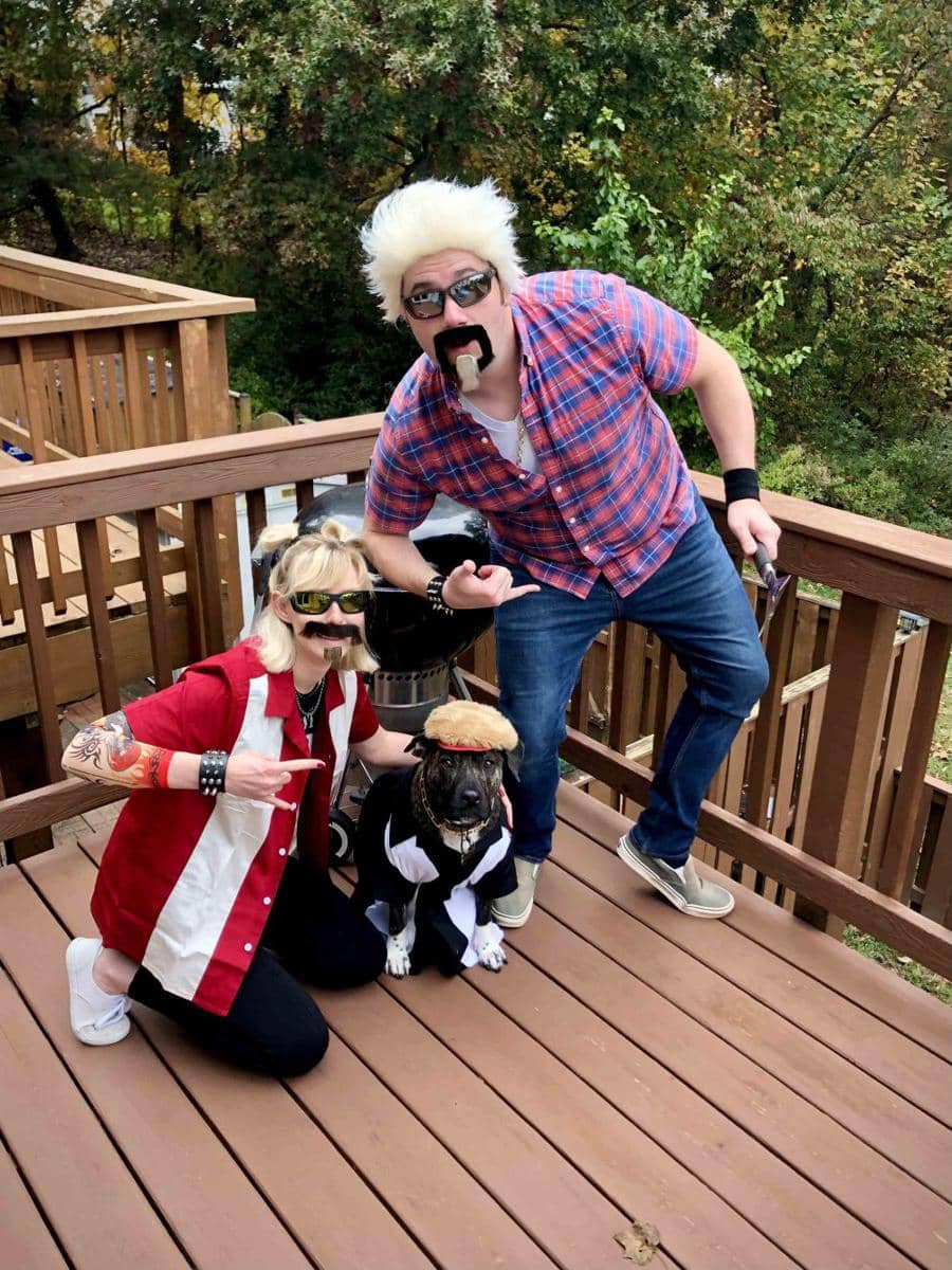 foto gemas anjing merayakan Halloween (reddit.com/user/TedDansonWithMyself)