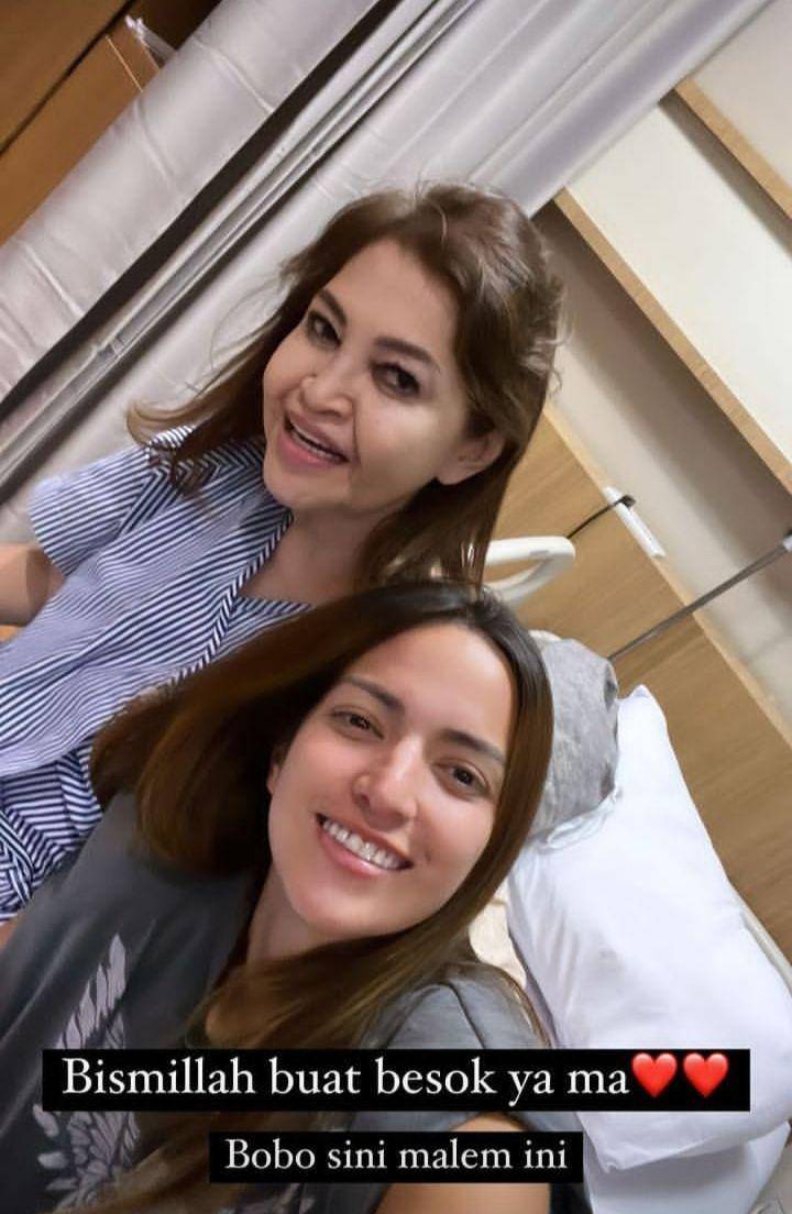 Ibu Nia Ramadhani sakit (Instagram.com/ramadhaniabakrie)