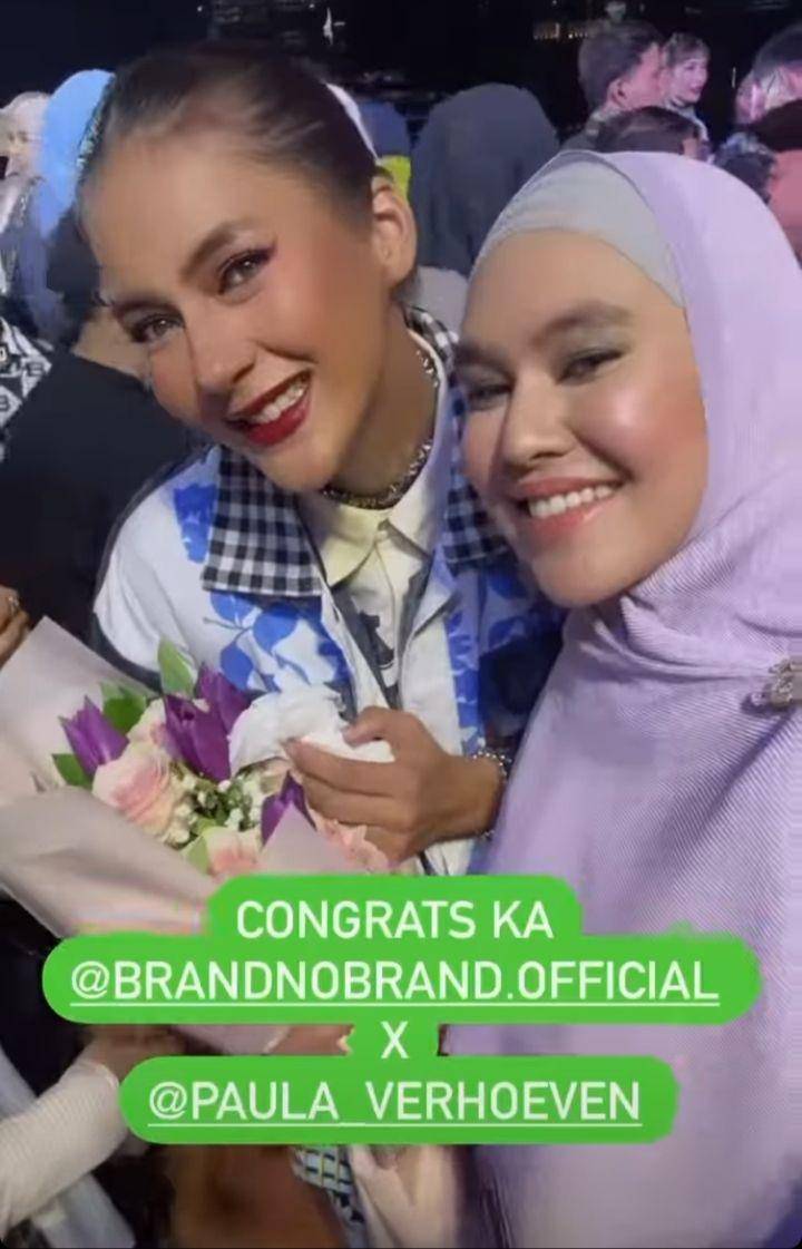 Artis di launching brand Paula (Instagram.com/kartikaputriworld)