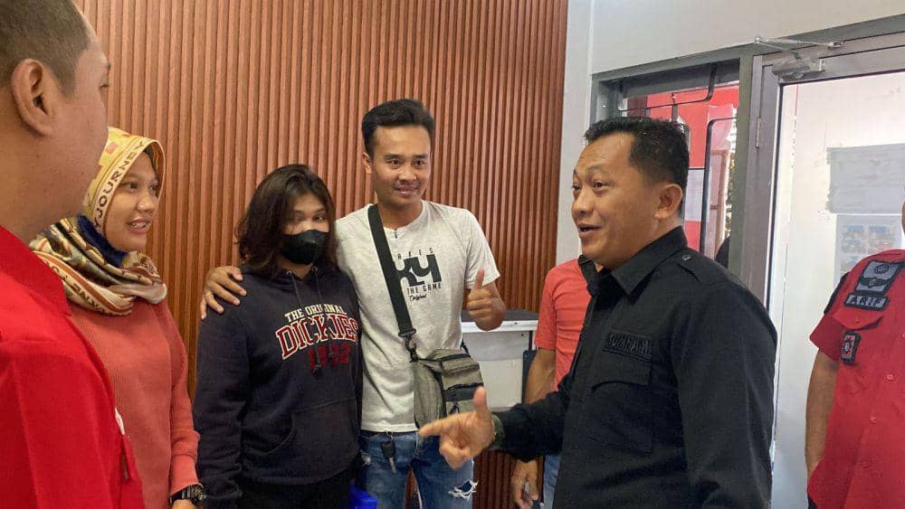 Seorang remaja wanita diamankan personel gabungan Dit resnarkoba Polda Jateng dan Lapas Kedungpane Semarang karena menyimpan sabu di lubang vaginanya. (IDN Times/Dok Humas Lapas Kedungpane Semarang)