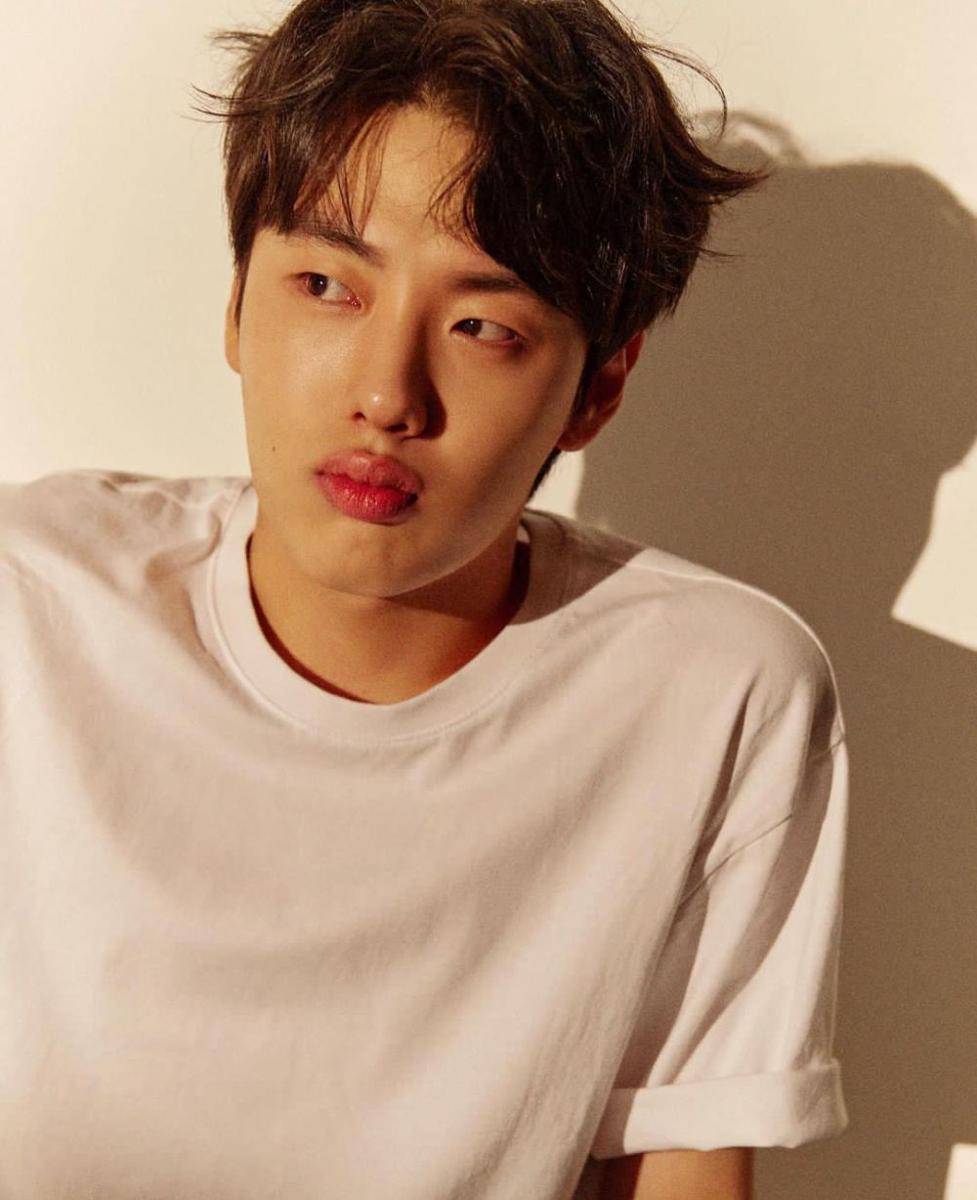 Yoon Hyun Soo (instagram.com/hyvn_soo)
