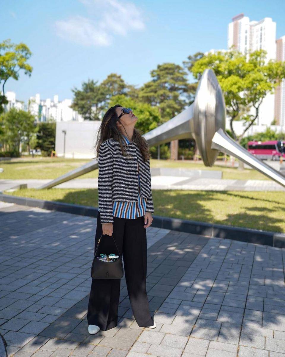 Kemeja ala Luna Maya (instagram.com/lunamaya)