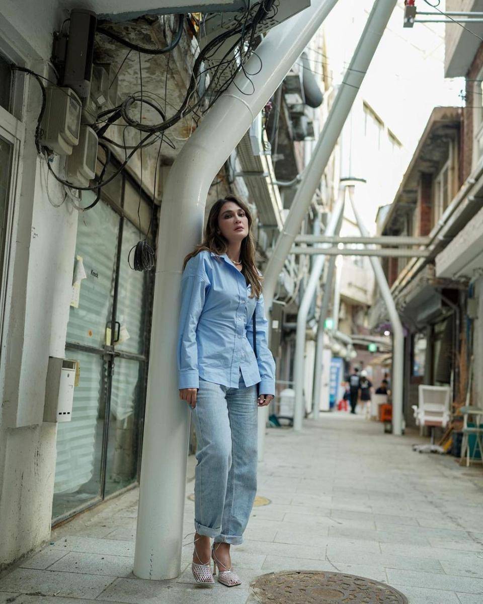 Kemeja ala Luna Maya (instagram.com/lunamaya)