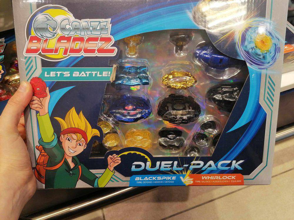 potret barang KW beyblade (reddit.com/user/thatpersephone)