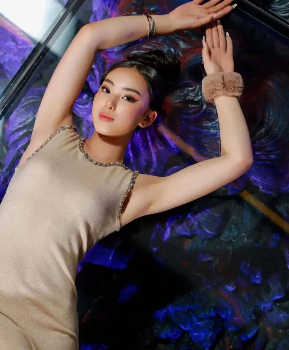 Nominzul Zandangiin (instagram.com/_nominzul.z)