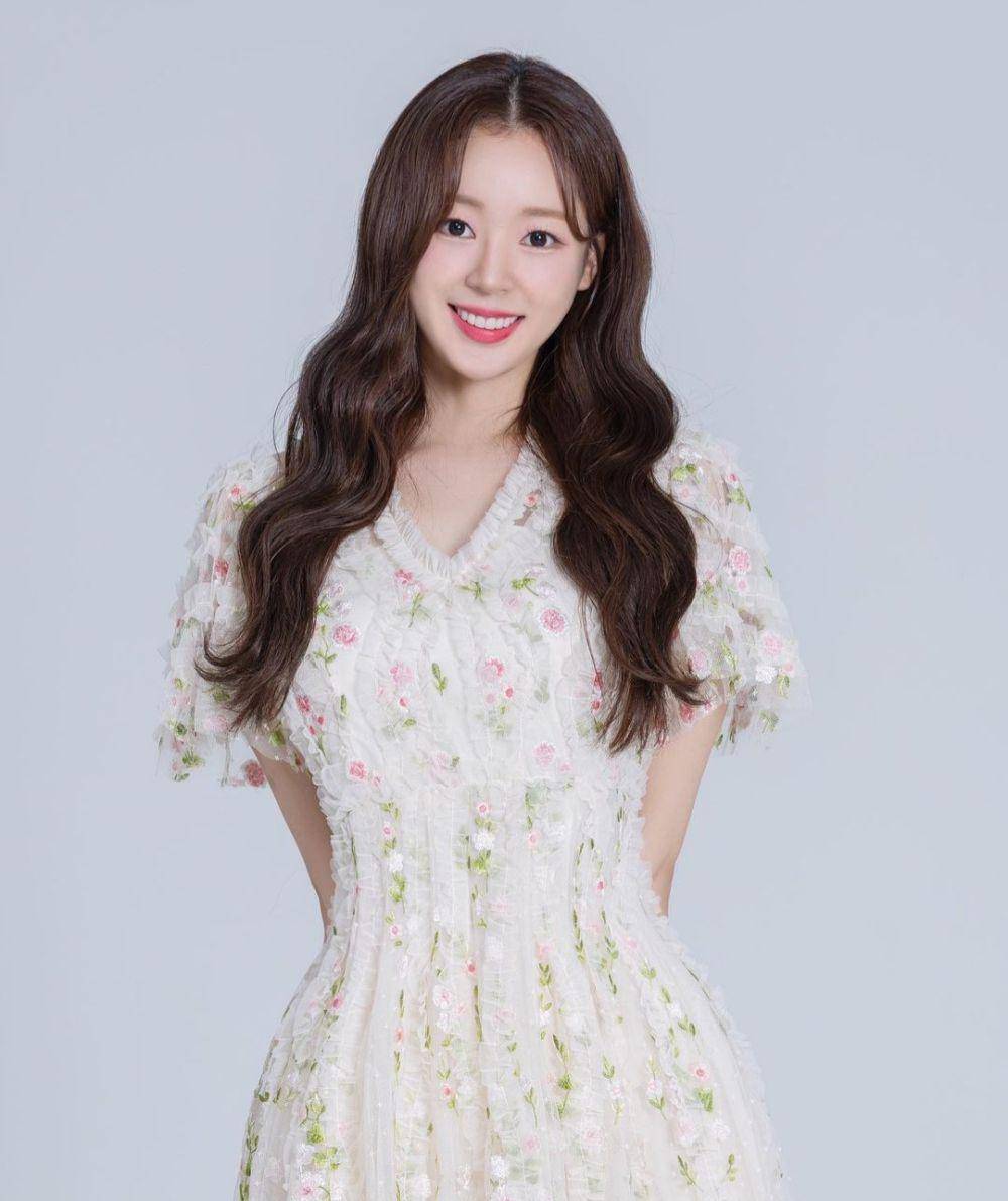 Choi Chae-Won (instagram.com/esvnels)