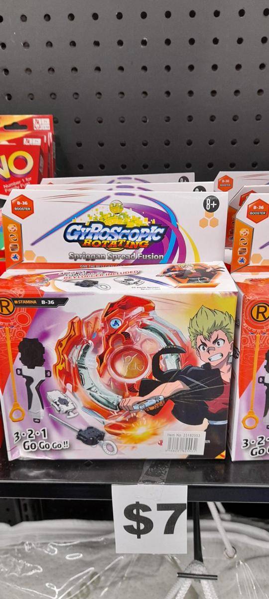 potret barang KW beyblade (reddit.com/user/iHasAimB0t)