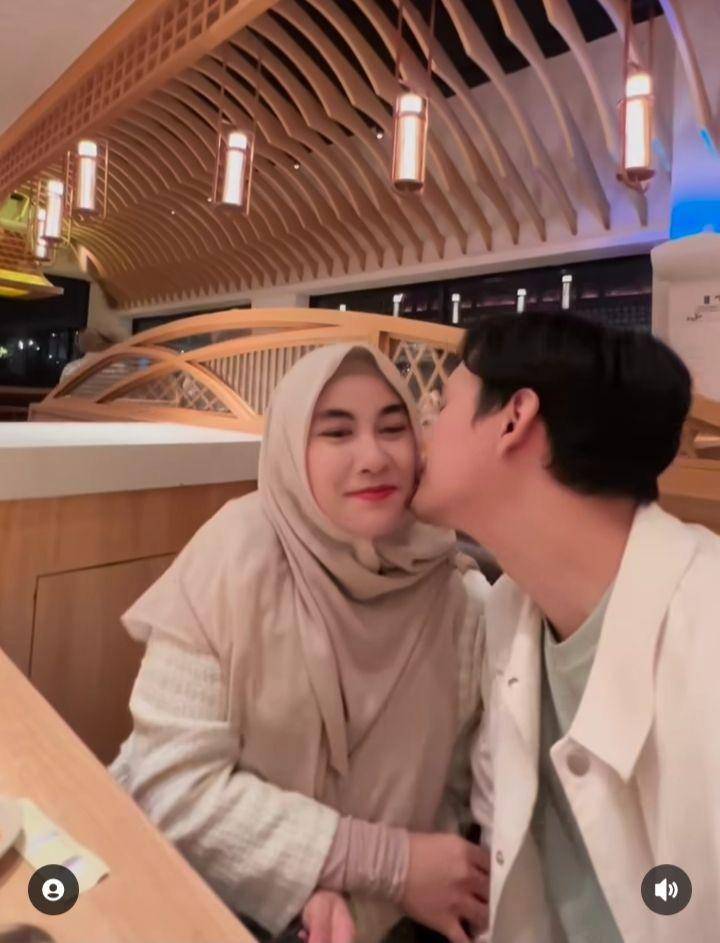 Ultah Anisa Rahma (Instagram.com/anisarahma_12)