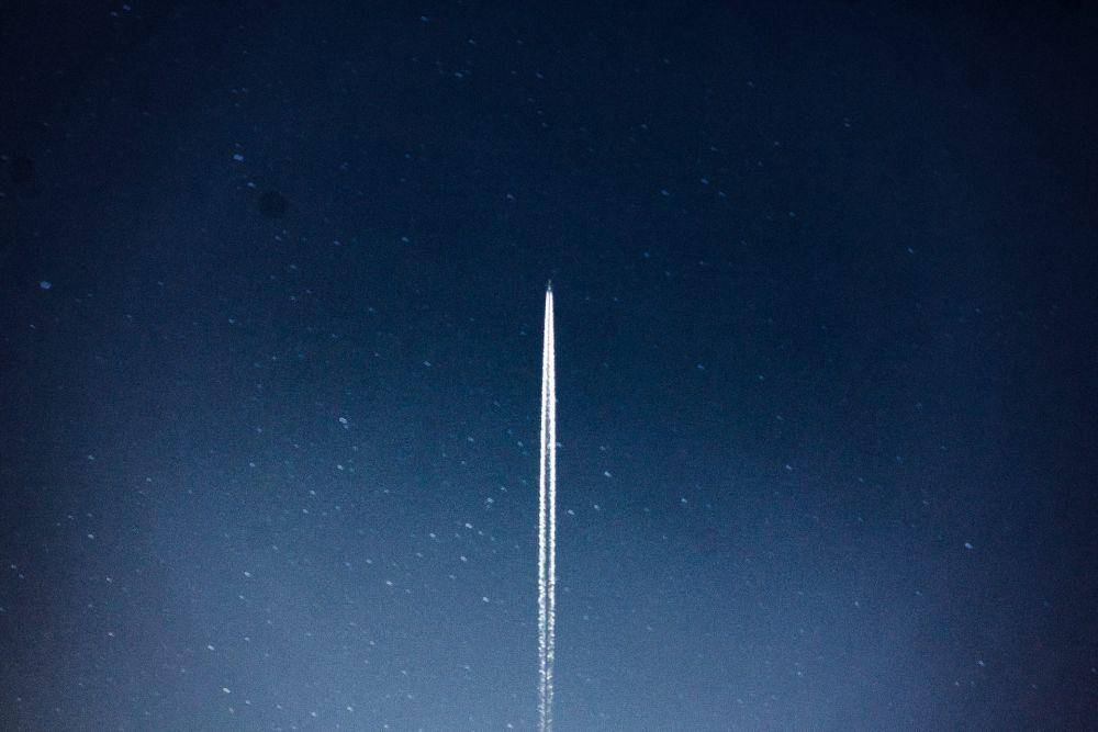ilustrasi pergerakan Voyager 1 (pexels.com/Edvin Richardson)