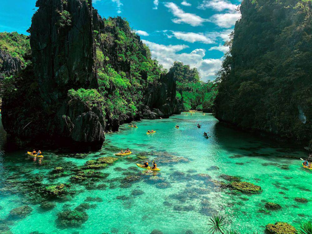 El Nido, Palawan (unsplash.com/rommelparas)