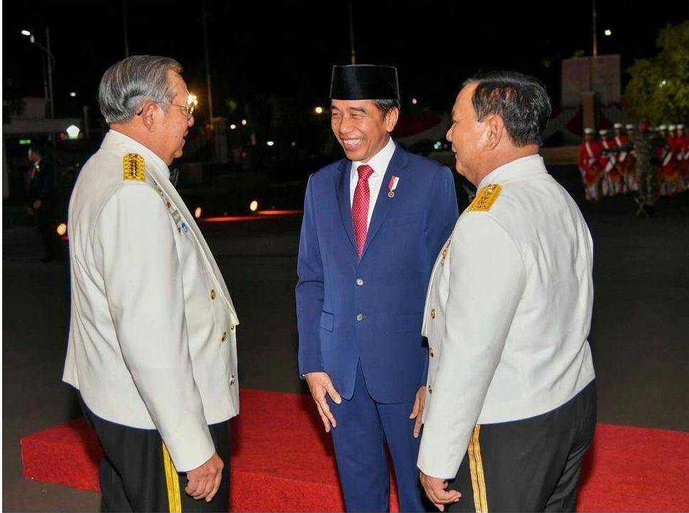 Susilo Bambang Yudhoyono (SBY) ketika bertemu Presiden Joko "Jokowi" Widodo di Kementerian Pertahanan pada 9 Oktober 2023. (www.instagram.com/@prabowo