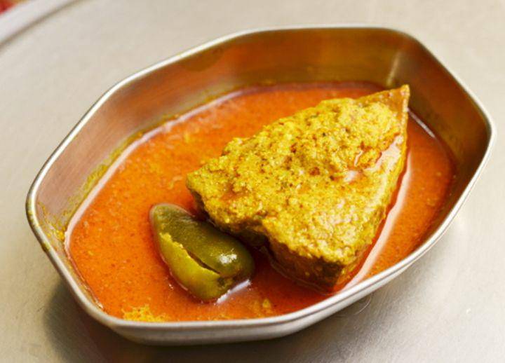 shorshe ilish (commons.wikimedia.org/Kirti Poddar)