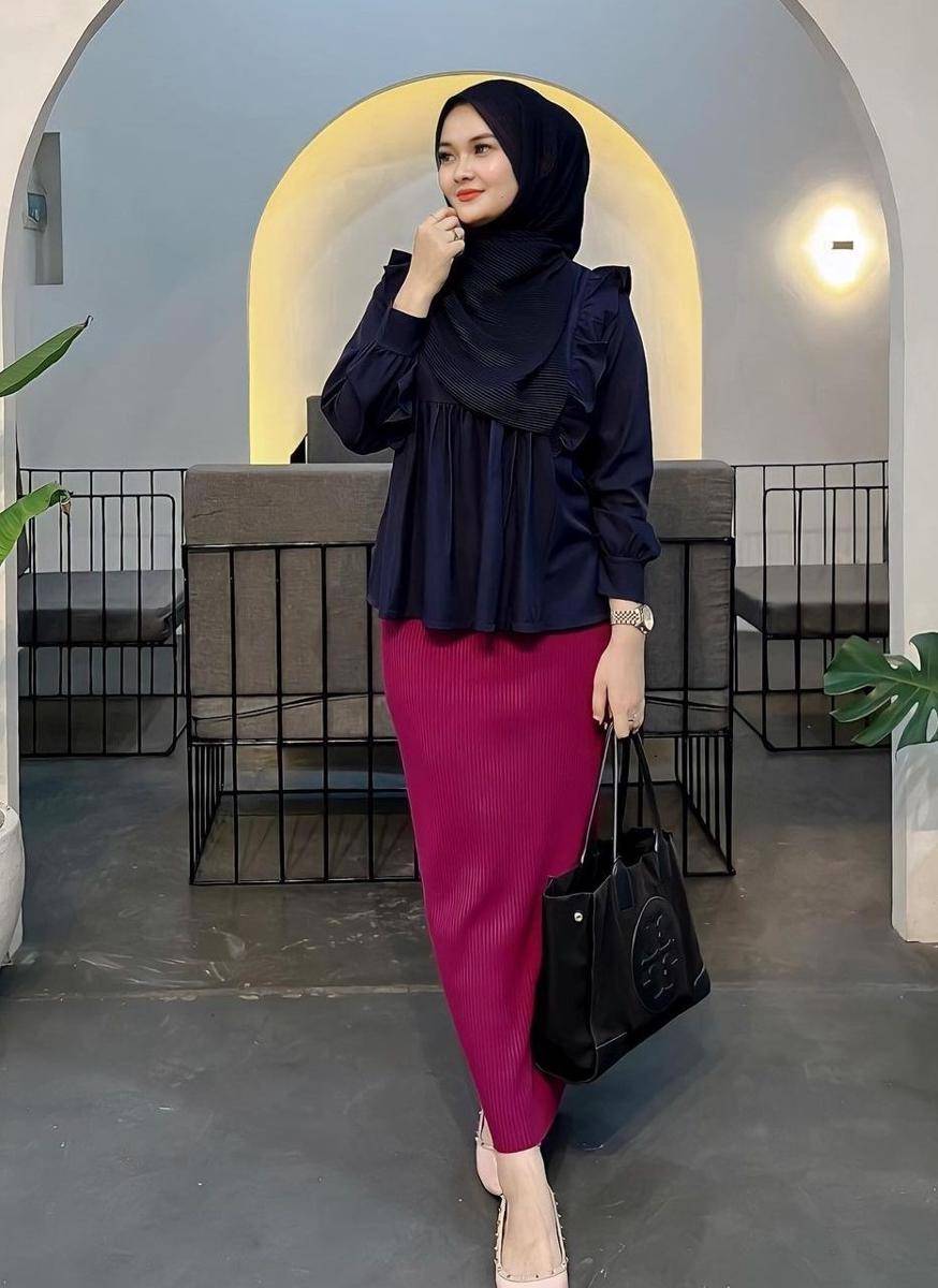 OOTD pesta hijab (instagram.com/zihanshvira)