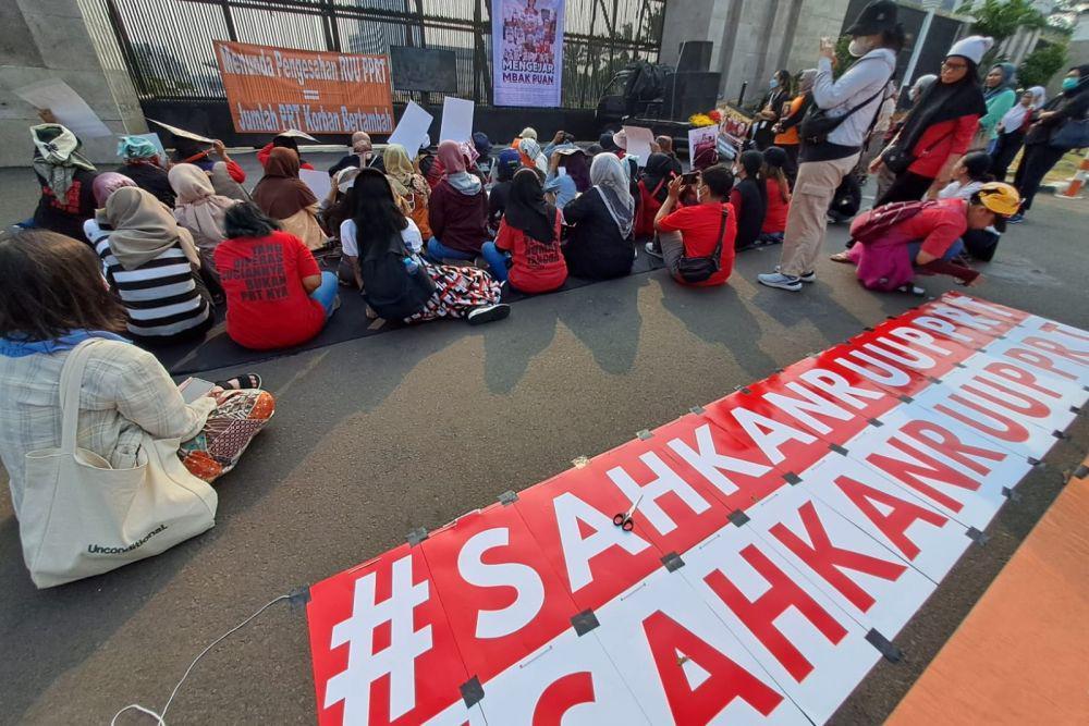 [Wansus] Film Mengejar Mbak Puan Perjuangan Menunggu RUU PPRT Disahkan