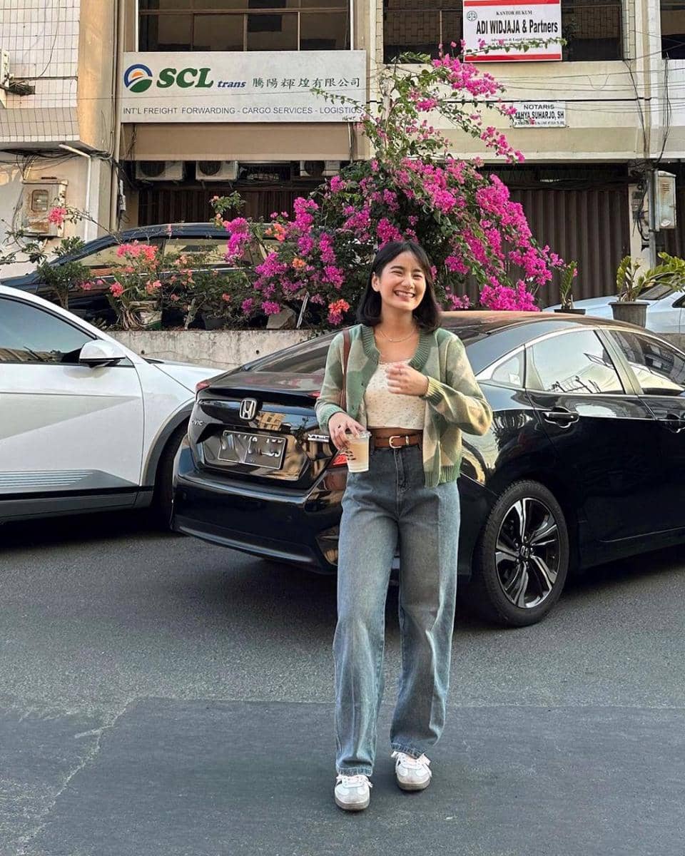 Koleksi outer Jesica Ceren (instagram.com/jesicaceren)