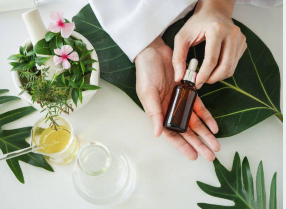 4 Rekomendasi Essence Korea yang Bikin Glowing dan Bebas Kusam