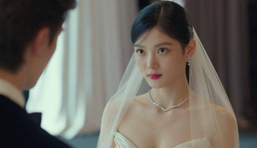 Kim Yoo Jung dalam drama My Demon (dok. SBS/My Demon)