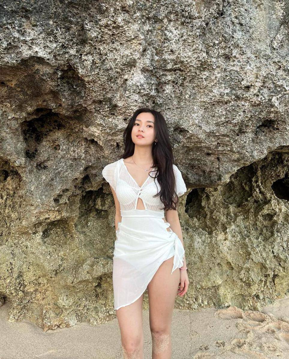 Angelia Christy (instagram.com/angeliachristy_)