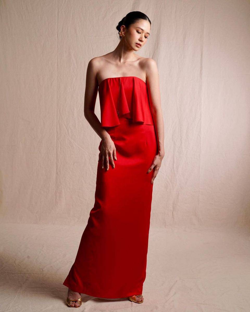 inspirasi dress pesta simpel ala Laura Basuki (instagram.com/laurabas)