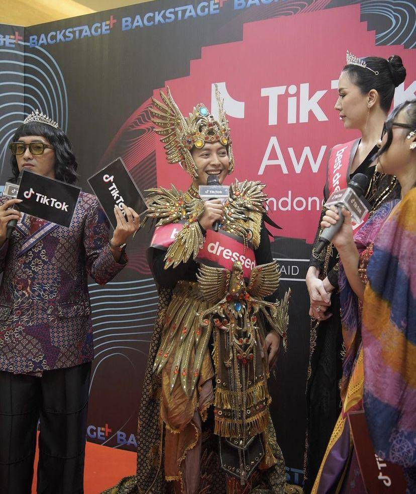 potret Adi Syahreza menang best dressed di TikTok Awards Indonesia 2023 (Instagram.com/adisyah_reza)