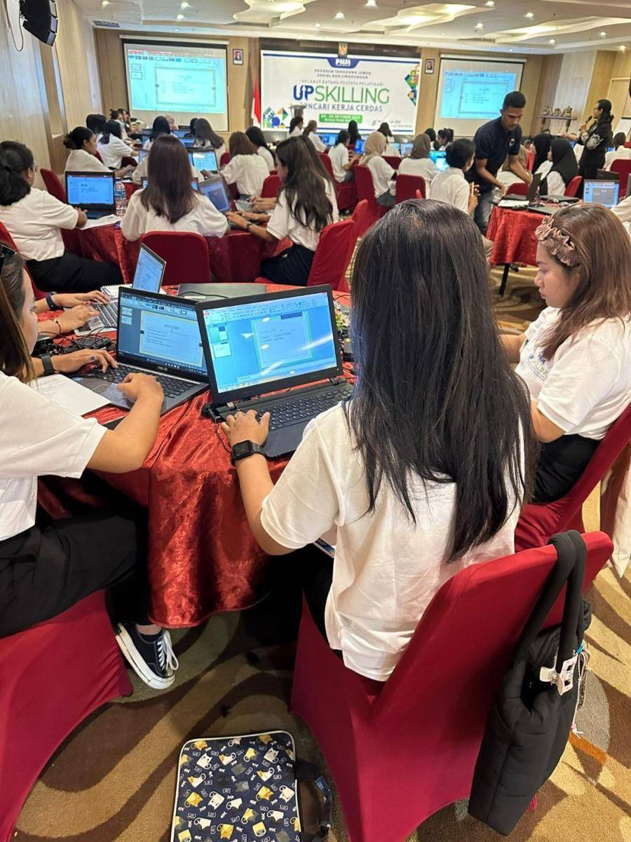 Kegiatan ini dihadiri 100 peserta yang merupakan lulusan SMA sederajat sampai S-1. (Dok. PNM)