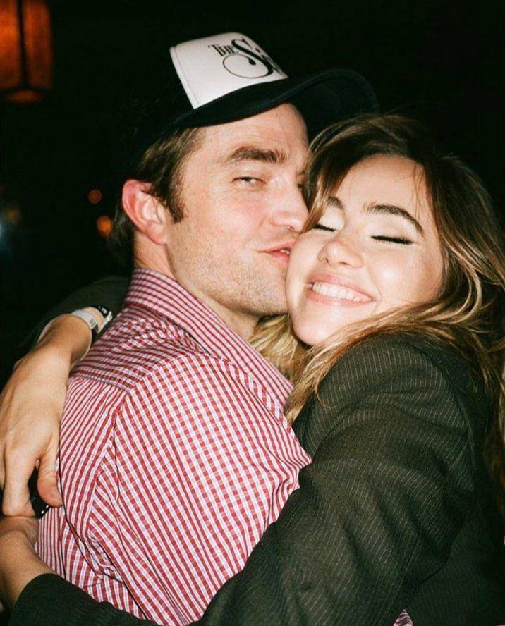 kisah cinta Robert Pattinson dan Suki Waterhouse (instagram.com/mubiuk)